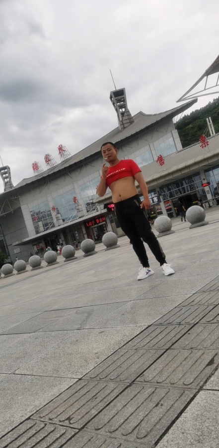 【爱一次伤一次】的相册