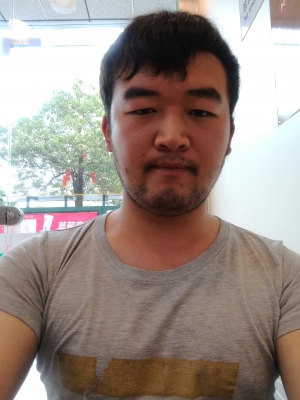 李哈哈哈